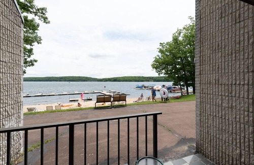 Thayerville Condo | Will O' The Wisp 102B: One Bedroom Lakefront Condo with Fireplace & Free WIFI!
