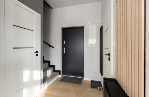 Borzestowska Huta Apartment | Willa 27 Lakeside Retreat Łączyno by BookingHost