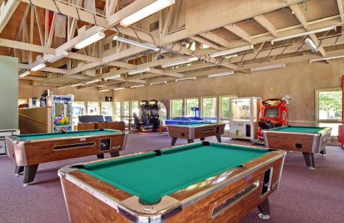 Stonehouse Other | Williamsburg Camping Resort One Bedroom Loft Cabin 4