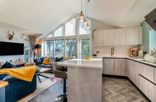 Nelson House | Willow Bank Lodge - Two Bedroom House, Sleeps 3