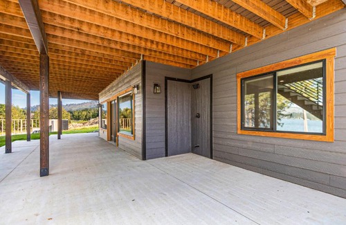 Priest River House | Willow Bay