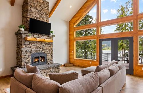 Priest River House | Willow Bay