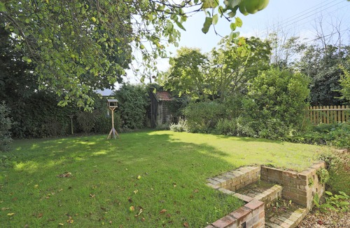 Eastbridge House | Willow Farm - Three Bedroom House, Sleeps 6