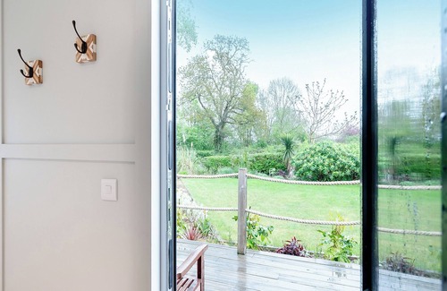 Bridgwater Cottage | Willow Lodge 1 - UK48642