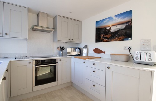 Littlebredy Cottage | WILLOWBROOK COTTAGE, pet friendly, with a garden in Litton Cheney