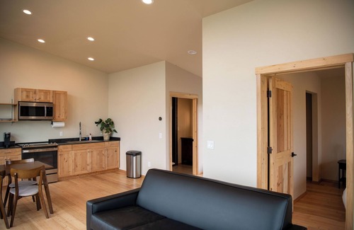 Creston Cabin | Willowline Cabin #5