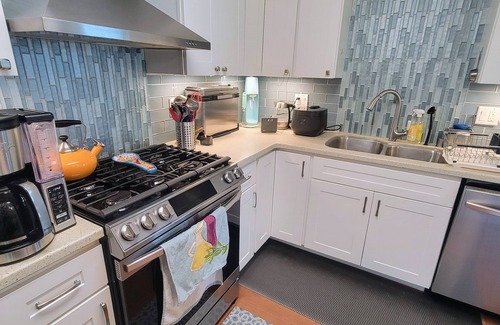 Marquette Condo | Willy- Marquette Lake Front Condo with Lake Access