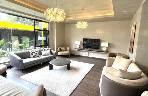 Kilimani Apartment | Wilma Towers Kilimani Heated Pool Sauna Steam room GYM