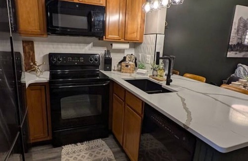 Dundee House | Wilmington Manor Condo