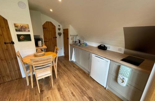Wimbish Cabin | Wimbish Hall Cabins