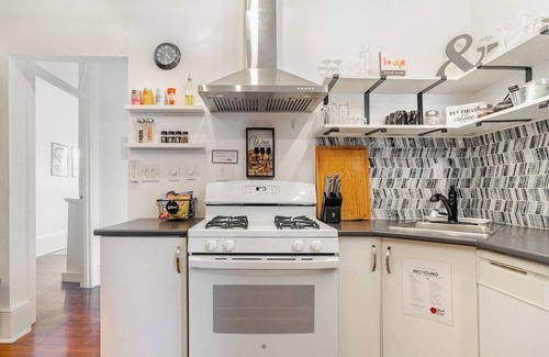 Belleville Apartment | Wind Rose 22 · Shop, Sip & Stroll Downtown + ON Parks Pass