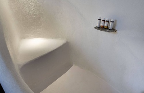 Ano Siros House | Wind Tales