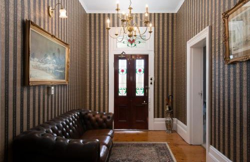 East Launceston Bed & Breakfast | Windarra on High