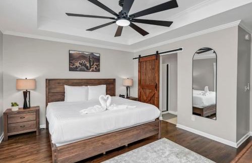 Lexington House | Winds of Lexington Sleeps 8