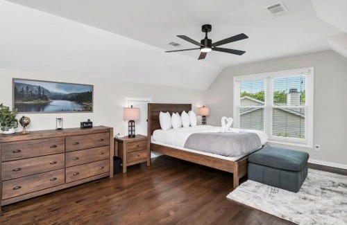 Lexington House | Winds of Lexington Sleeps 8