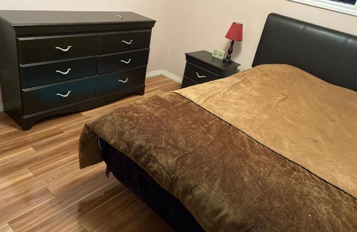 Windsor House | Windsor Airport Accommodation
