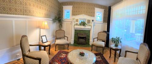 Mount Pleasant Bed & Breakfast | Windsor Guest House