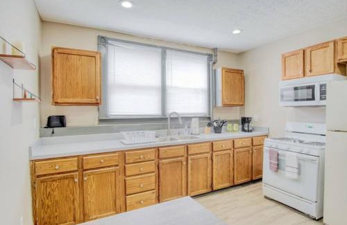Windsor Park Apartment | Windsor Park - 1br1ba, Ideal Workspace & Garden
