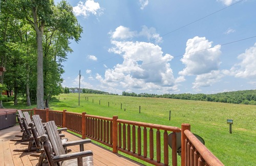 Crellin Cabin | Windy Acres: Lake Area, Dogs Welcome, Hot Tub, Fire Pit, Fireplace!