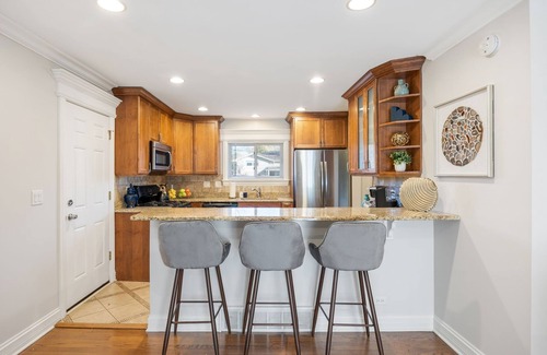 Arlington Heights House | Windy City Welcome