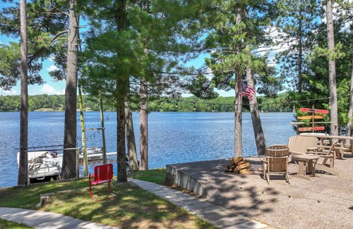 Neillsville Cabin | Windy Point Cabins, LLC.