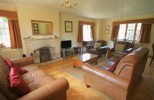 Longborough House | Windy Ridge Cottage, STOW ON THE WOLD