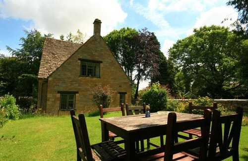 Longborough House | Windy Ridge Cottage, STOW ON THE WOLD