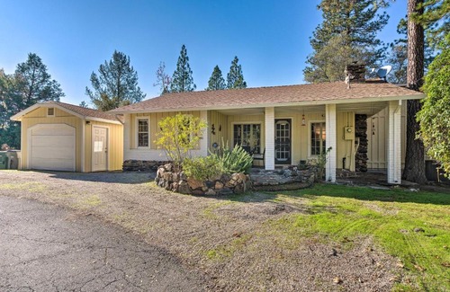 Shenandoah Valley House | Wine Country Escape with Hot Tub in River Pines!