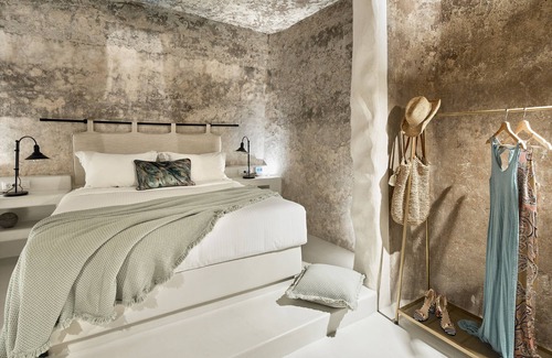 Fira Hotel | Winery Hotel 1870