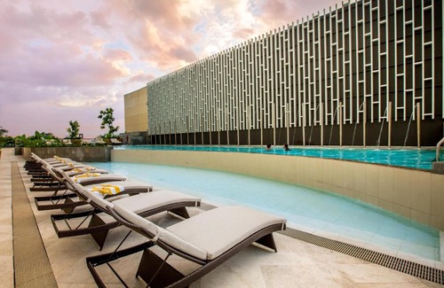Santa Cruz Hotel | Winford Resort and Casino Manila