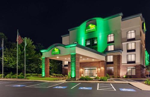 Jeffersontown Hotel | Wingate by Wyndham Louisville East