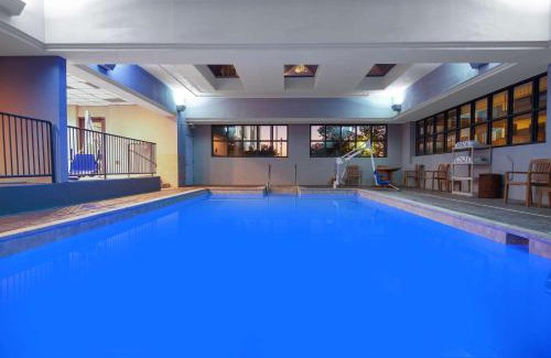 Wheatland Hotel | Wingate by Wyndham Oklahoma City Airport