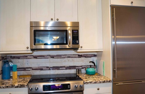 Townsite Condo | WINTER 2026 NOW OPEN E310 PENTHOUSE 1BEDROOM, 1.5 BATHS, 2 BALCONIES FACE PIER