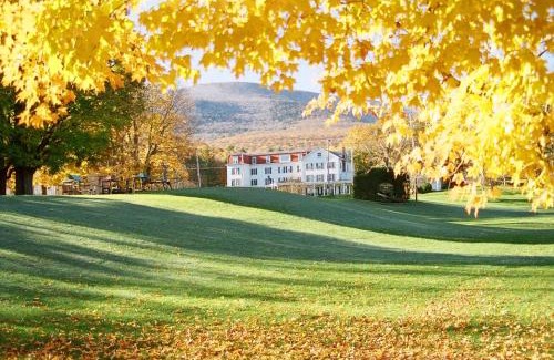 Round Top Resort | Winter Clove Family Inn