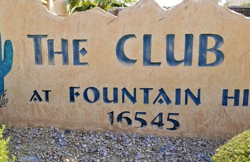 Fountain Hills Condo | Winter Getaway