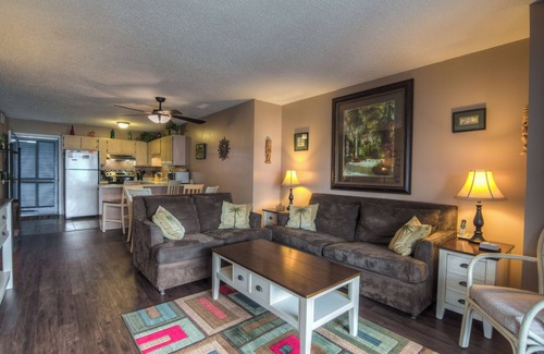 Surfside Beach Condo | WINTER RENTAL 12/1 - 3/28 Now Available! ALL rates w/discount! Weekly & Monthly