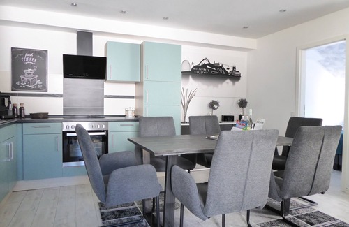 Winterberg Apartment | Winterberg Cityflair Sauna Wifi bis zu 6 Personen Private Terrasse
