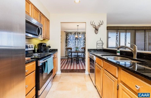 Nellysford Condo | Wintergreen. Sunset Vista Villa - Sea of Mountains