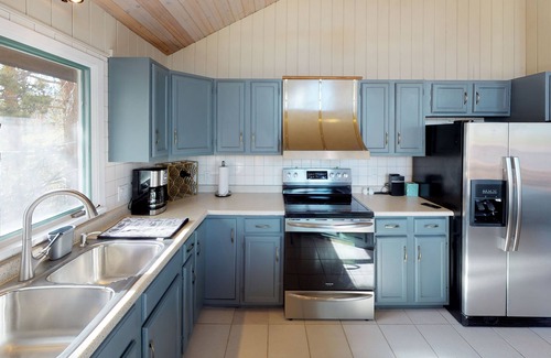 Winter Park Highlands House | WinterPark Chalet-3br/2ba. 2decks/hottub/mtn views. Skiing/Hiking/Biking nearby.