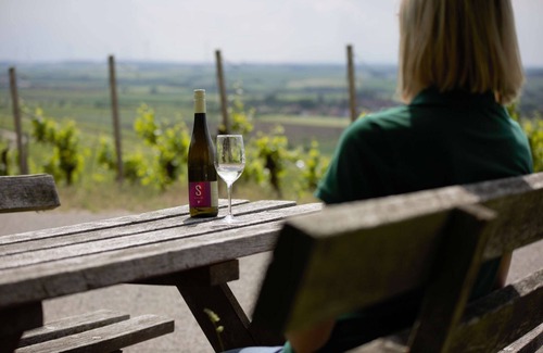 Seinsheim Bed & Breakfast | Winzerstube Familie Schilling