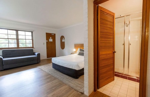 Wisemans Ferry Hotel | Wisemans Retreat