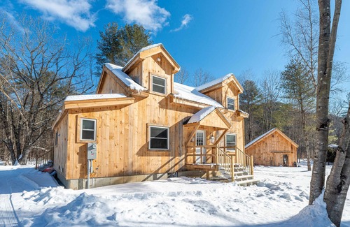 Jamaica Cabin | Wishing Well Cabin