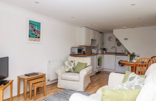 Exmouth Cottage | Wisteria Cottage