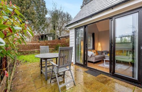 Upper Dicker House | Wisteria Cottage