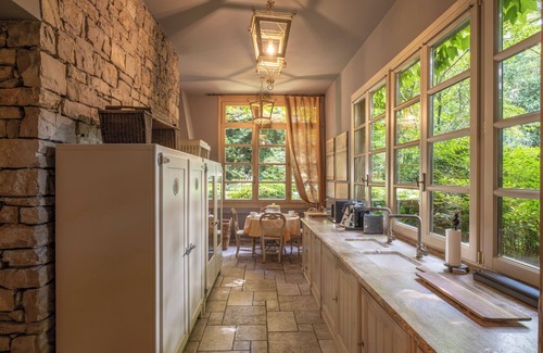 Lonato del Garda Villa | Wisteria Holiday Home