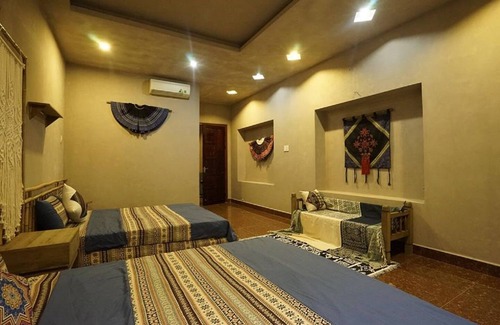 Cao Bang House | With city views, Sa's home is set in Cao Bằng and has free WiFi