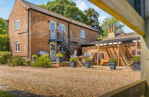 Frampton Resort | Woad Mill Barns