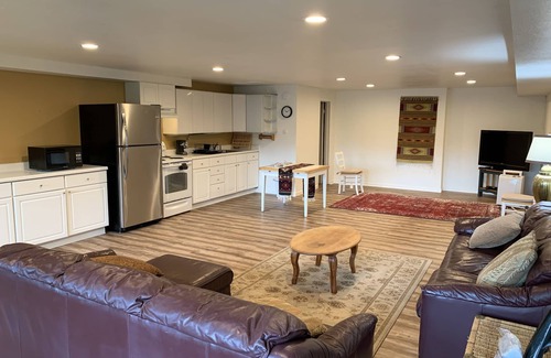 Dunes City Apartment | Woahink lakefront in Florence Oregon