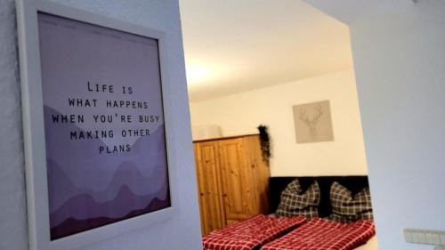 Oberhof Apartment | Wohlfühl-Ferienwohnung mit Tiefgarage im Grünen