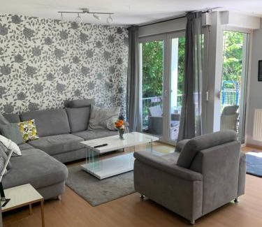 Bensberg Apartment | Wohlfühlferienwohnung mit Terrasse in Bensberg